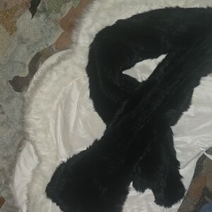 Elegant Black Faux Fur Scarf